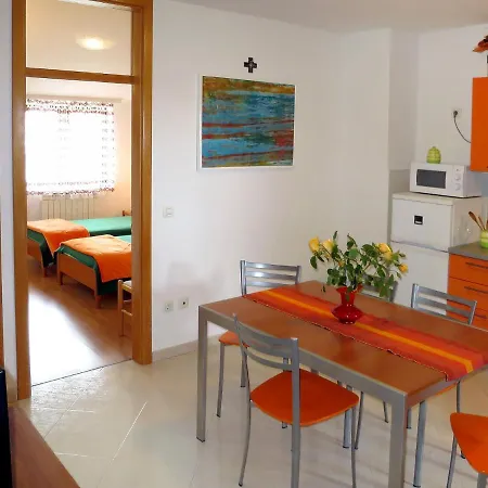 Zinka - Roj132 By Interhome